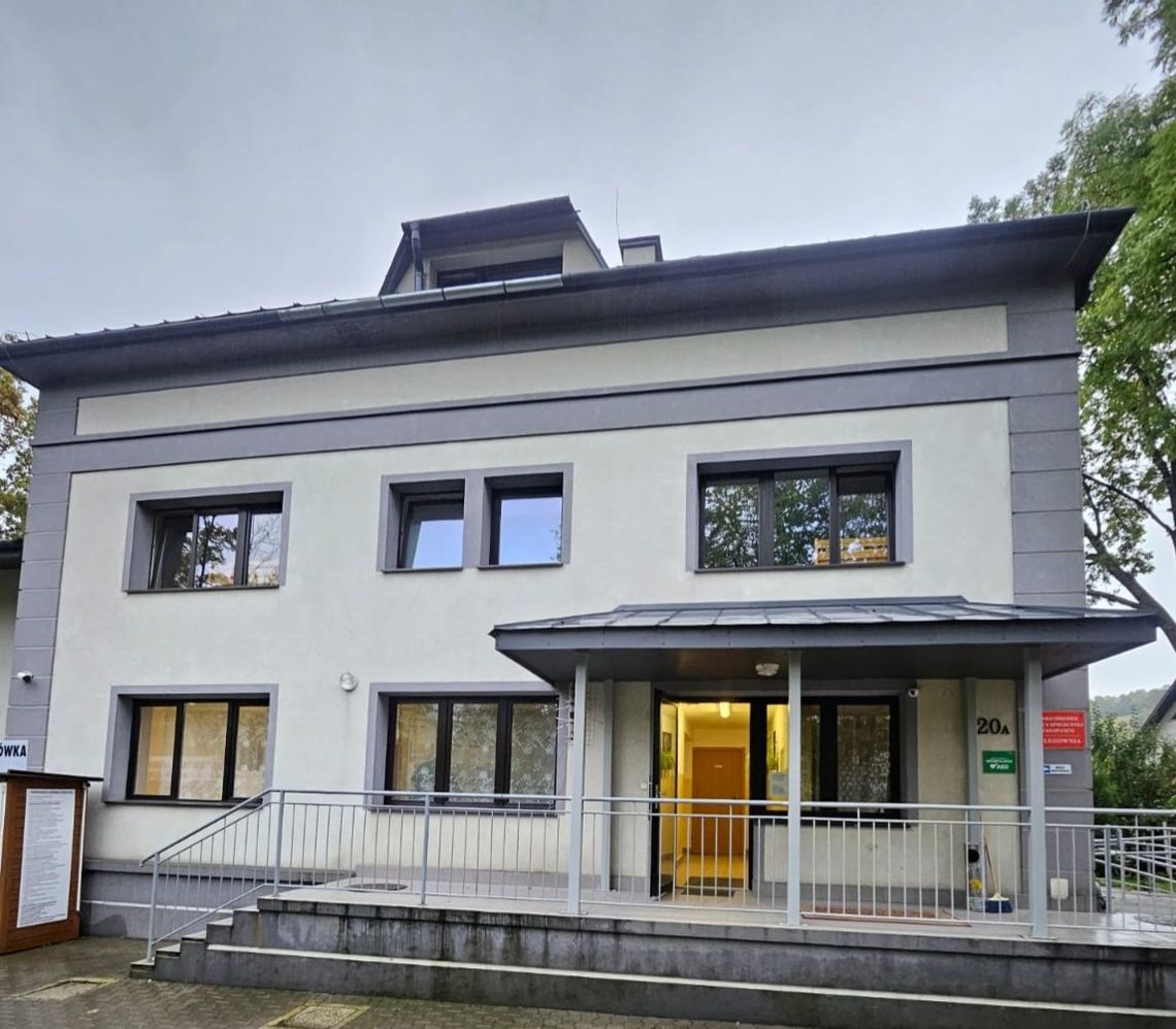 Przypominamy o funkcjonowaniu ogrzewalni i noclegowni dla osób w kryzysie bezdomności Noclegownia, ogrzewalnia, dla osób w kryzysie bezdomności, nie bądź obojętny